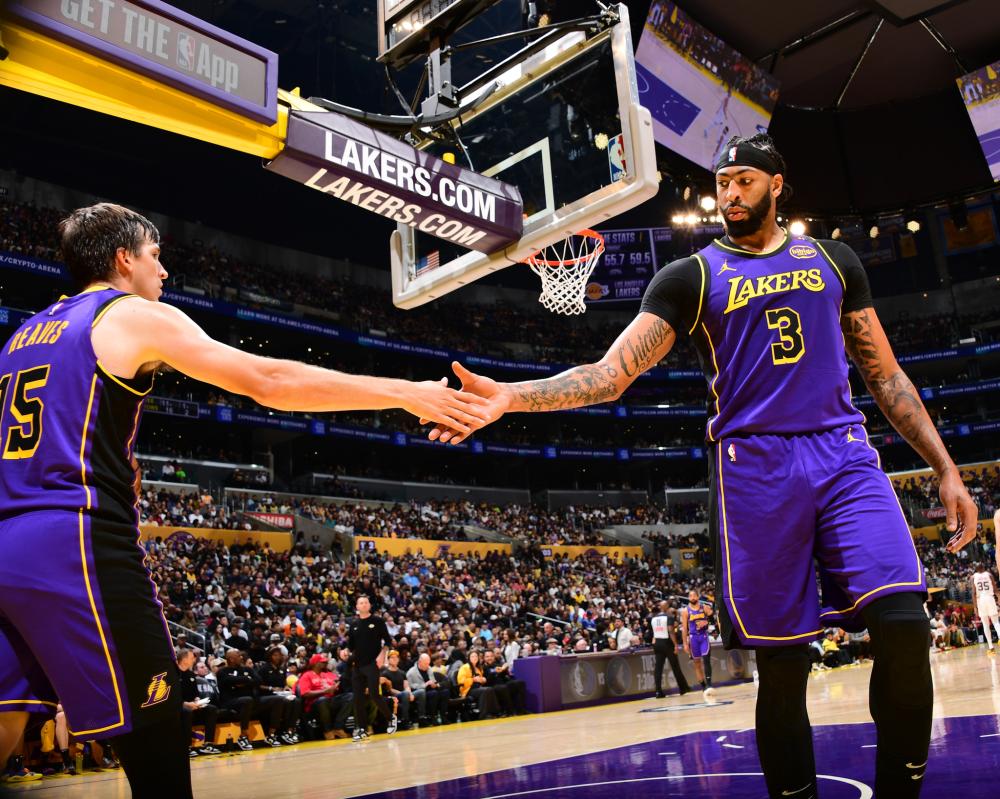 进球后的他 进球后的他